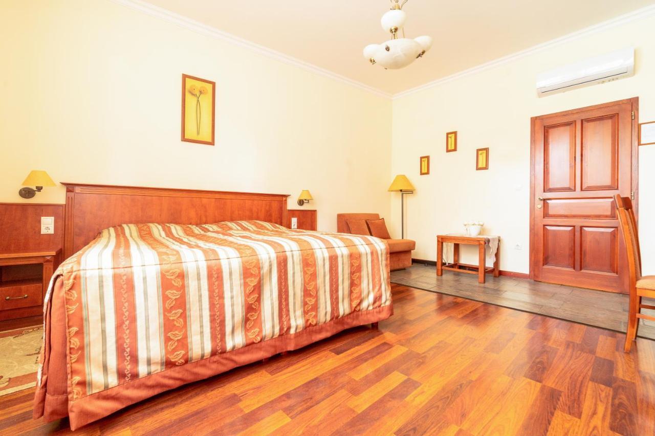 Pannon Hotel Bejelentkezes 20 Oraig, Check-In Until 20 O'Clock, Einchecken Bis 20 Uhr Mohacs Exterior photo